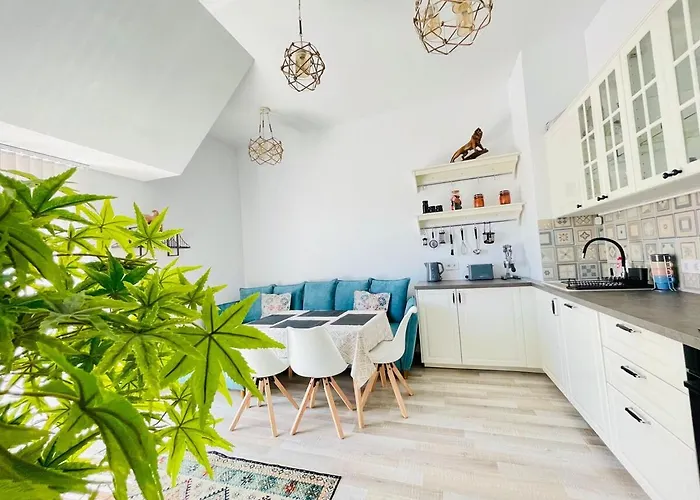 2br Vintage - Free Parking דירה וארנה